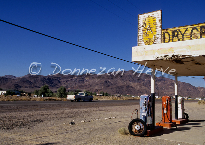 3939_USA ROUTE 66 BAGDAD CAFE_3+