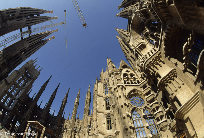 Sagrada familia Antonin Gaudi