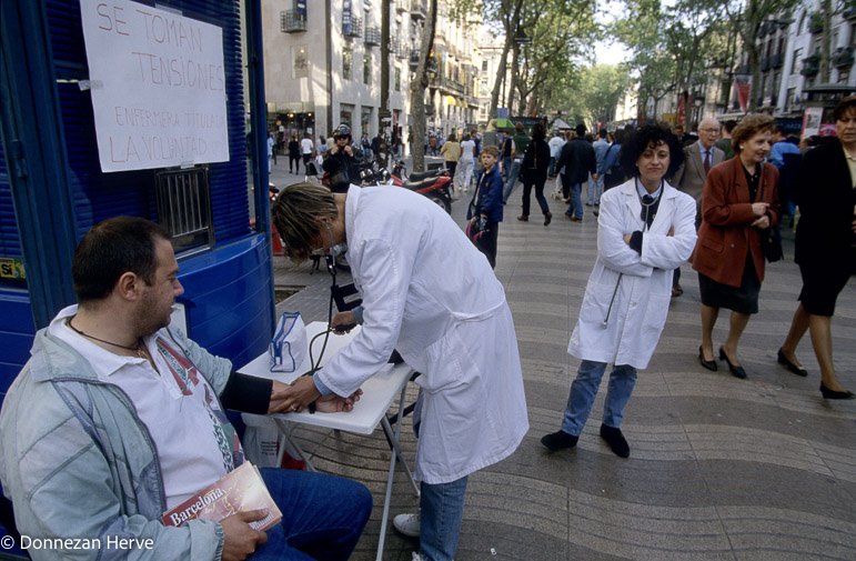 LES RAMBLAS DE CATALOGNE BARCELONE Equipe medicale